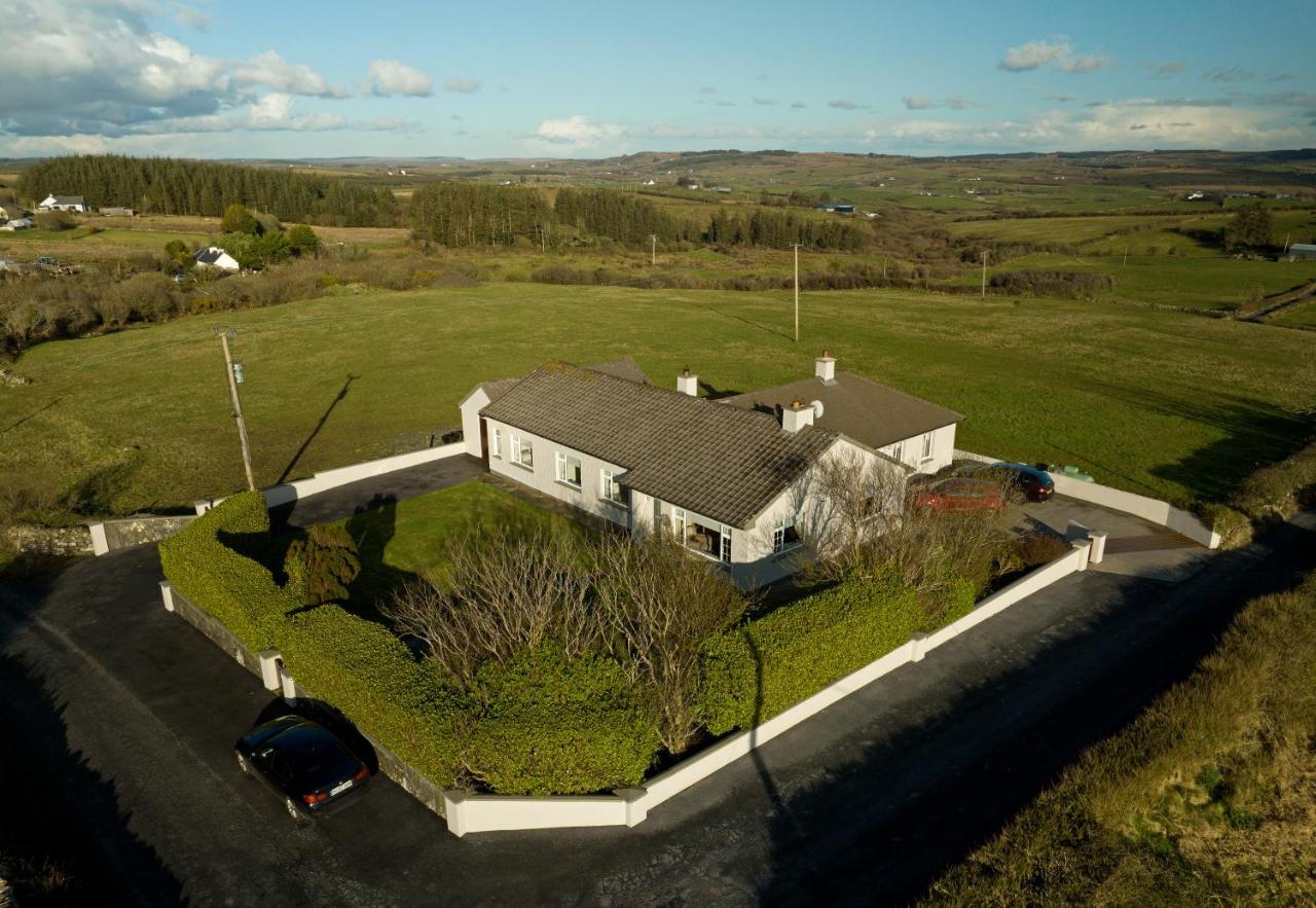 Lahinch View Bed & Breakfast Дулин Екстериор снимка