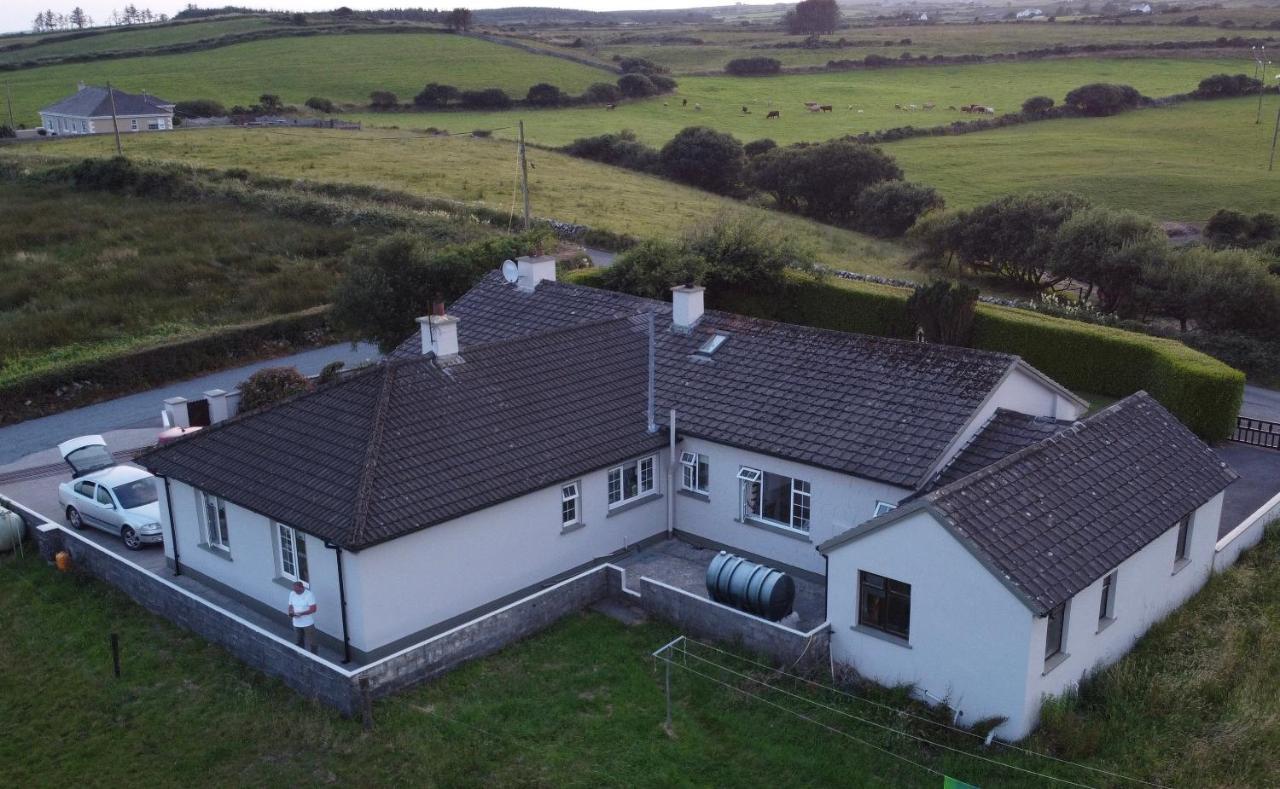 Lahinch View Bed & Breakfast Дулин Екстериор снимка